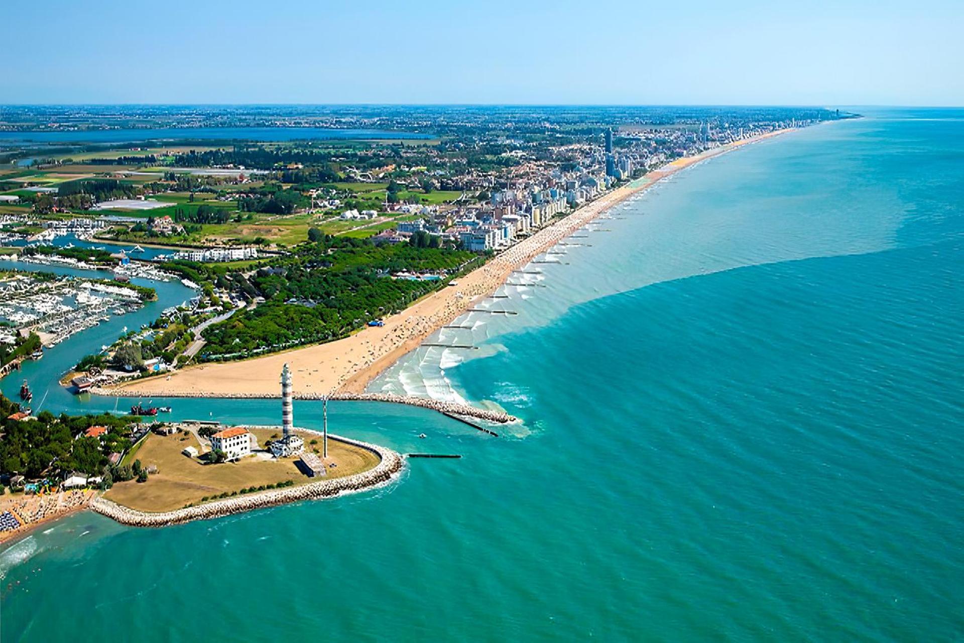 Jesolo Pines Beach House - Host Solution Экстерьер фото